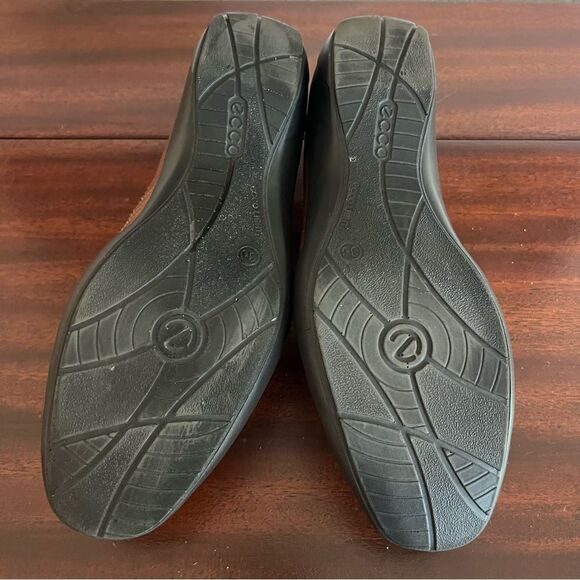 Ecco Brown Leather Loafers. Size 36 (5/5.5). Great Used Condition! - Picture 7 of 9